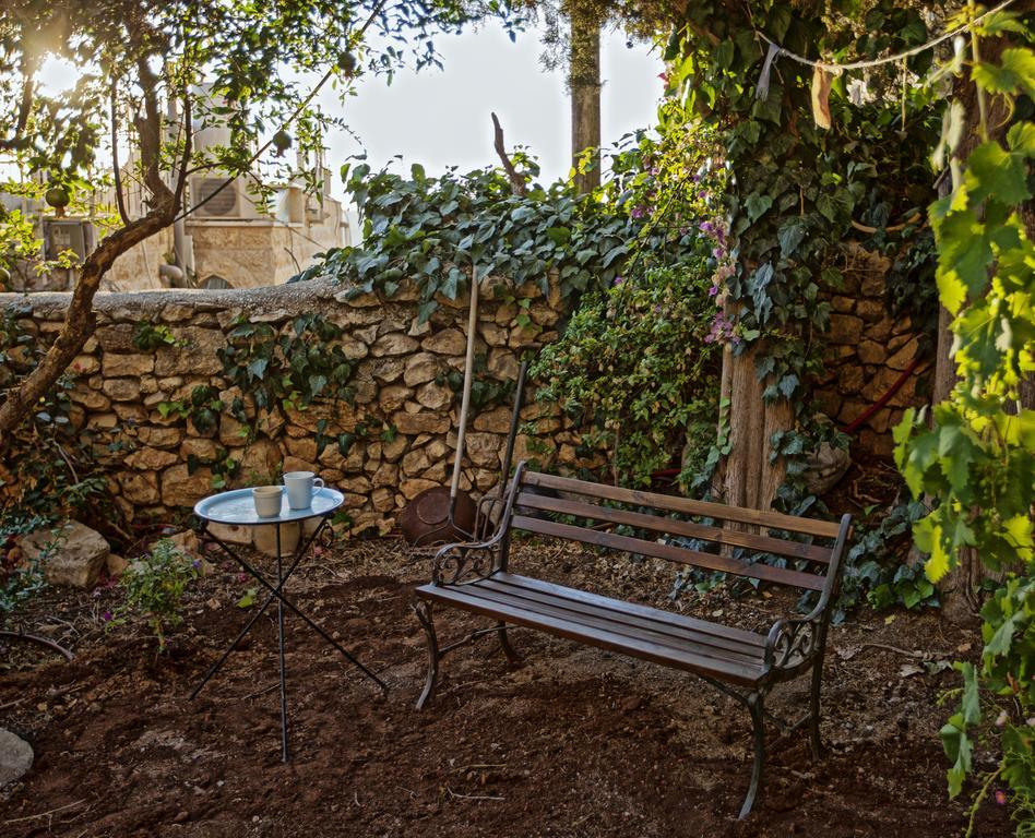 The Nest - A Romantic Vacation Home In Ein Kerem - Jerusalem Exterior photo